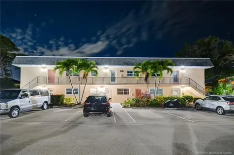 2950 SE Ocean Boulevard Stuart FL 34996