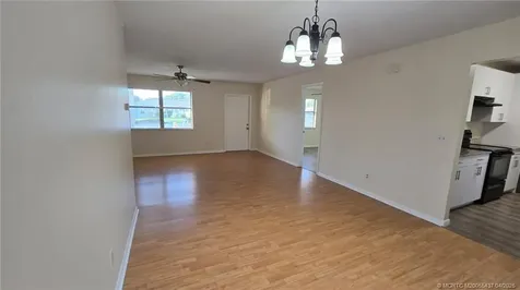 626 SW Lakehurst Drive Port St Lucie FL 34983