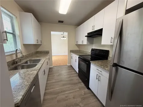626 SW Lakehurst Drive Port St Lucie FL 34983