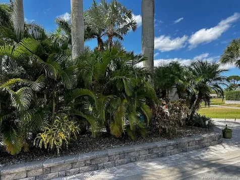 401 NW Chipshot Lane Port St Lucie FL 34986