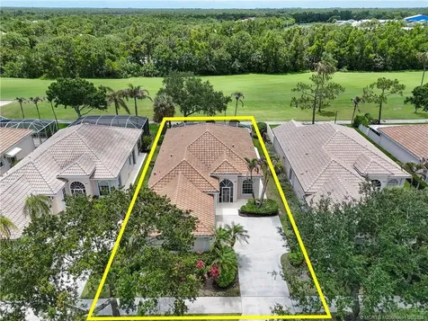 8521 SE Palm Hammock Lane Hobe Sound FL 33455