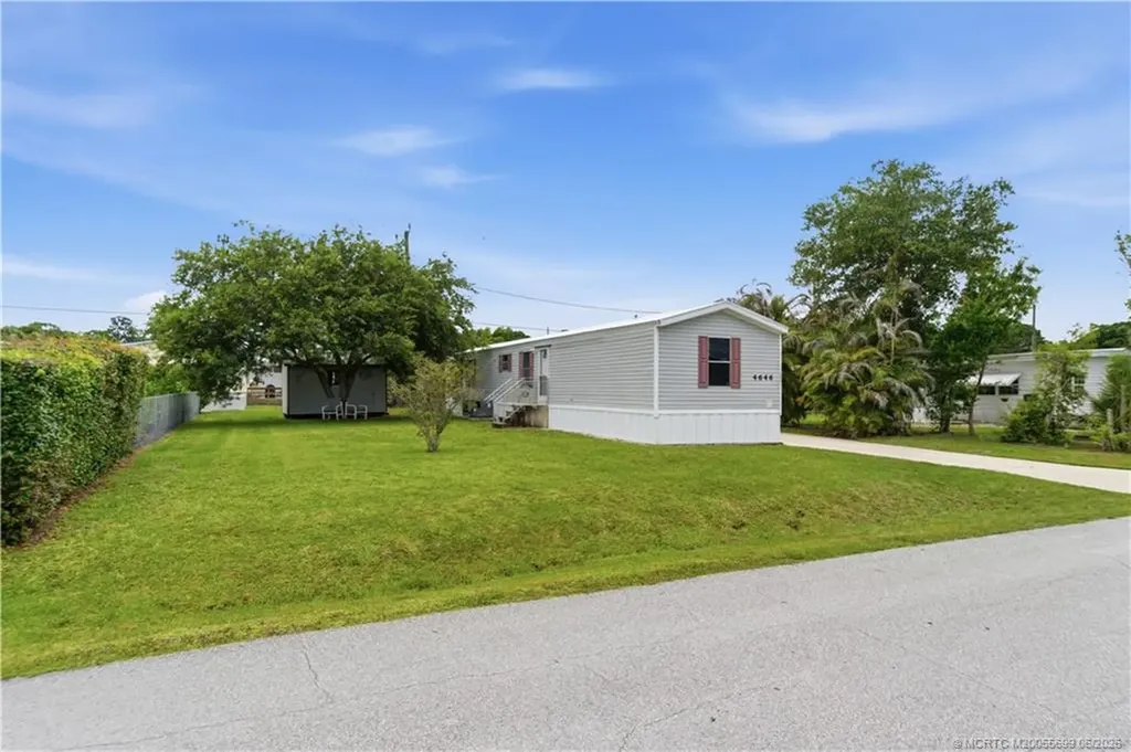 4646 SE Circle Way Stuart FL 34997