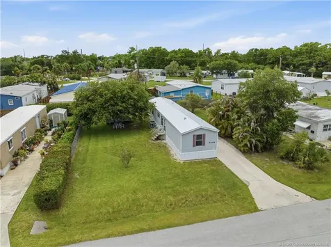 4646 SE Circle Way Stuart FL 34997
