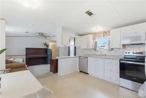 4646 SE Circle Way Stuart FL 34997