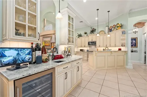 4220 SE Rainbows End Stuart FL 34997
