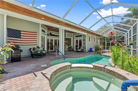 4220 SE Rainbows End Stuart FL 34997