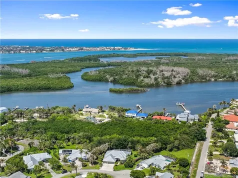 4220 SE Rainbows End Stuart FL 34997