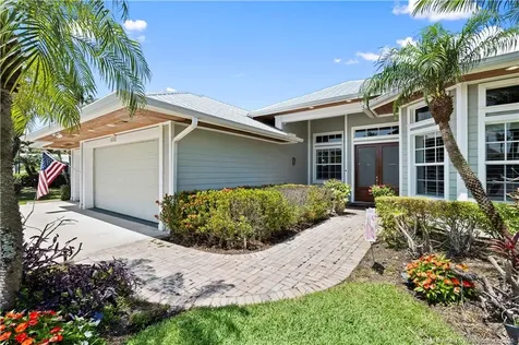 4220 SE Rainbows End Stuart FL 34997