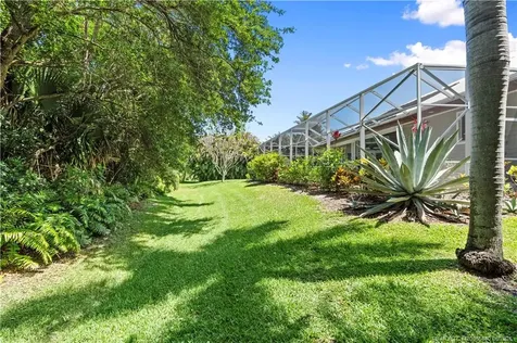 4220 SE Rainbows End Stuart FL 34997