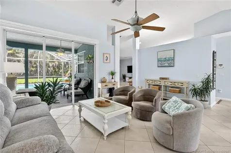 671 SE Pin Oak Terrace Stuart FL 34997