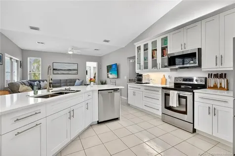 671 SE Pin Oak Terrace Stuart FL 34997