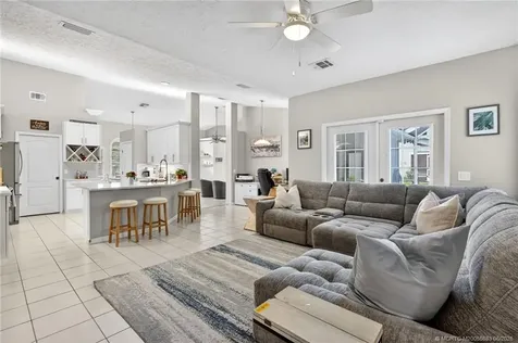 671 SE Pin Oak Terrace Stuart FL 34997
