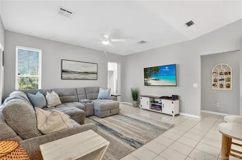 671 SE Pin Oak Terrace Stuart FL 34997