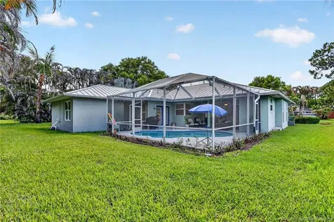 671 SE Pin Oak Terrace Stuart FL 34997