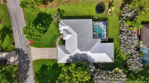 671 SE Pin Oak Terrace Stuart FL 34997