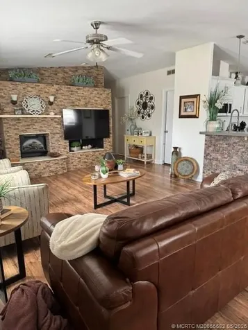 4463 Edwina Lane Lake Worth FL 33463