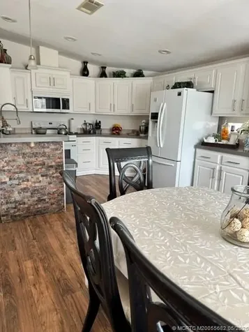 4463 Edwina Lane Lake Worth FL 33463