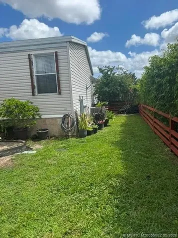 4463 Edwina Lane Lake Worth FL 33463
