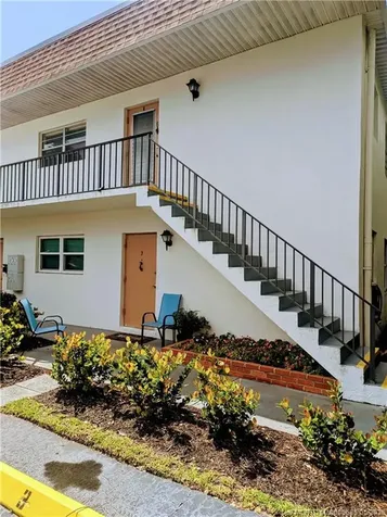 2950 SE Ocean Boulevard Stuart FL 34996
