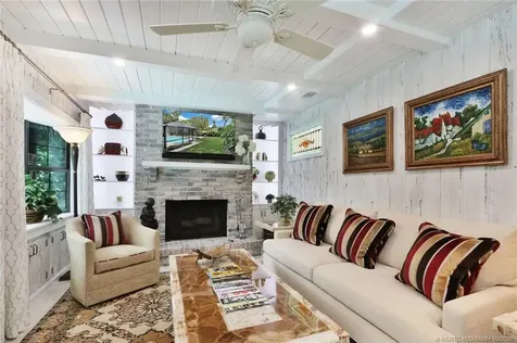 21 Emarita Way Sewalls Point FL 34996