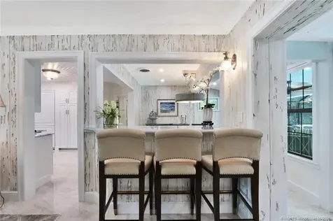 21 Emarita Way Sewalls Point FL 34996
