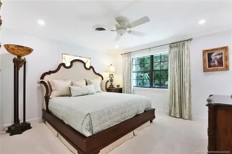 21 Emarita Way Sewalls Point FL 34996
