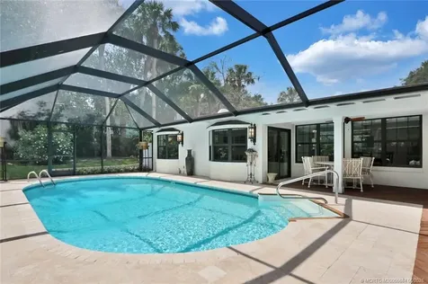 21 Emarita Way Sewalls Point FL 34996