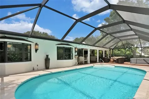 21 Emarita Way Sewalls Point FL 34996