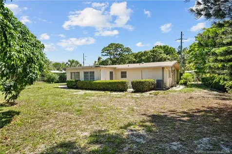 391 SE Edgewood Drive Stuart FL 34996
