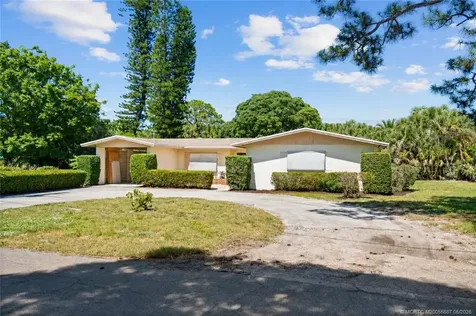 391 SE Edgewood Drive Stuart FL 34996