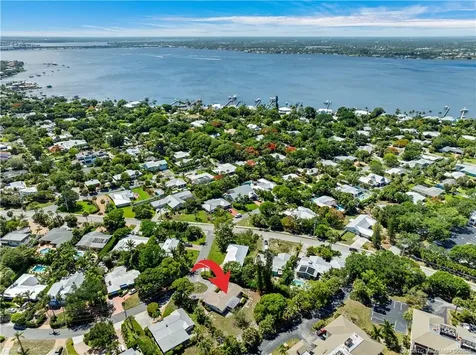 391 SE Edgewood Drive Stuart FL 34996