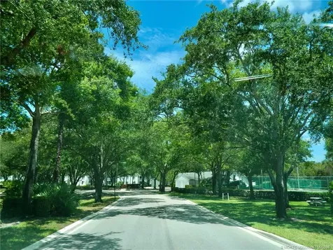 2506 SE Anchorage Cove Port St Lucie FL 34952