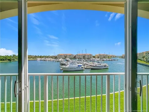 13 Harbour Isle Drive W Fort Pierce FL 34949
