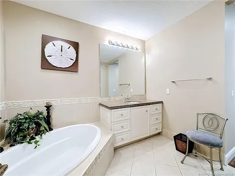 13 Harbour Isle Drive W Fort Pierce FL 34949