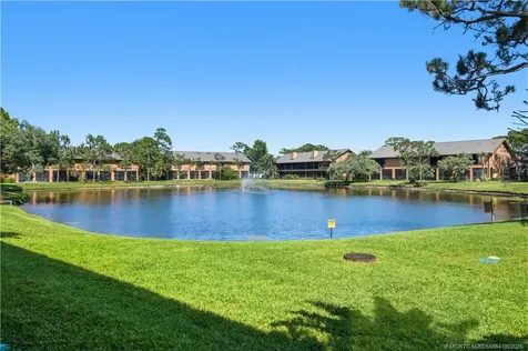 102 SE Crestwood Circle Stuart FL 34997