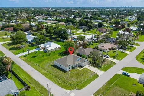 1561 SE Portillo Road Port St Lucie FL 34952