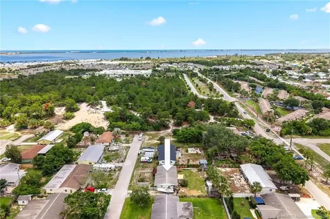 1466 NE Silver Maple Way Jensen Beach FL 34957