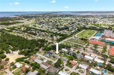 1466 NE Silver Maple Way Jensen Beach FL 34957