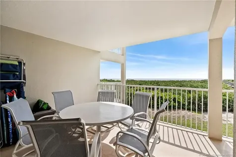 379 NE Tradewind Lane Stuart FL 34996