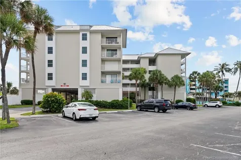 379 NE Tradewind Lane Stuart FL 34996