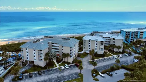 379 NE Tradewind Lane Stuart FL 34996
