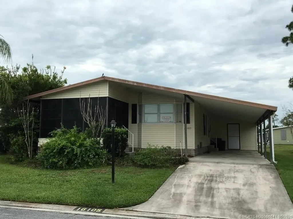 16105 SW Indianwood Circle Indiantown FL 34956