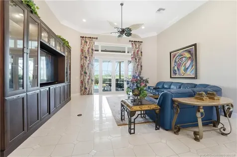7737 SE Manhasset Place Hobe Sound FL 33455