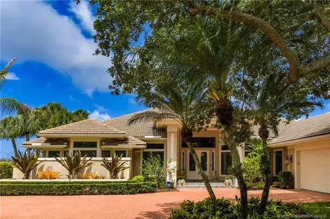 7737 SE Manhasset Place Hobe Sound FL 33455