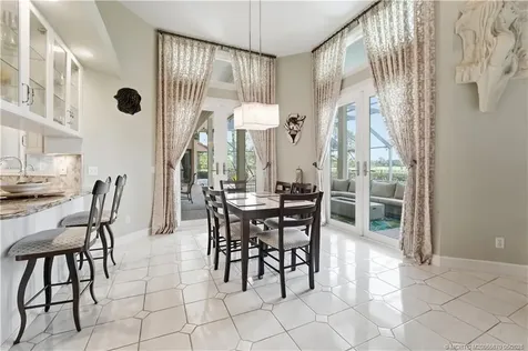 7737 SE Manhasset Place Hobe Sound FL 33455