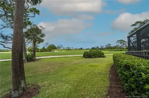 7737 SE Manhasset Place Hobe Sound FL 33455