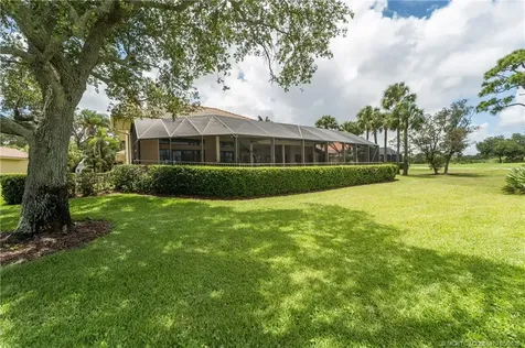 7737 SE Manhasset Place Hobe Sound FL 33455