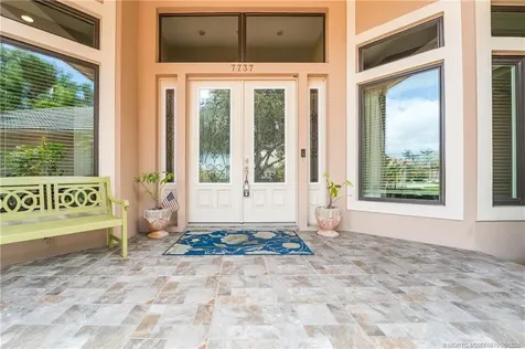 7737 SE Manhasset Place Hobe Sound FL 33455