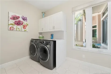 7737 SE Manhasset Place Hobe Sound FL 33455