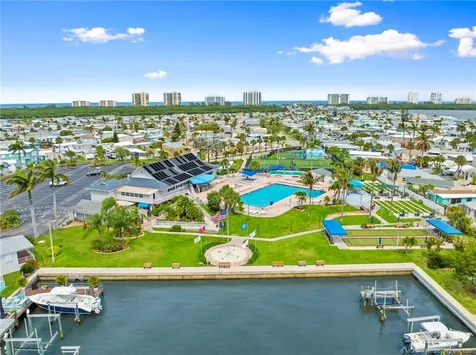 692 Nettles Boulevard Jensen Beach FL 34957